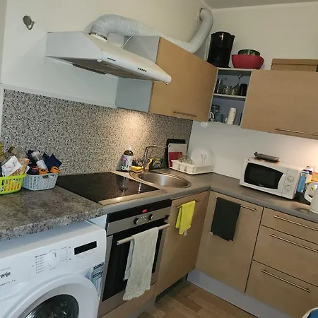 Bright & Peaceful Near Old Town 호스텔