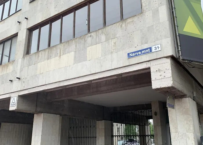 Bright & Peaceful Near Old Town 게스트하우스