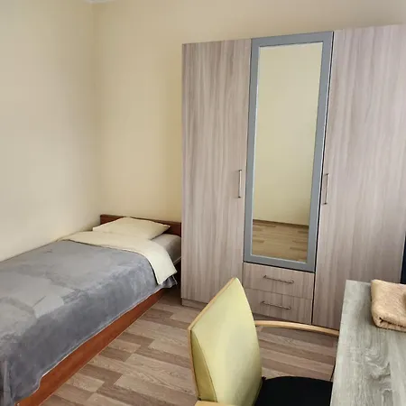 Hostel Bright & Peaceful Near Old Town *