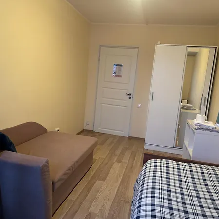 Bright & Peaceful Near Old Town Hostel